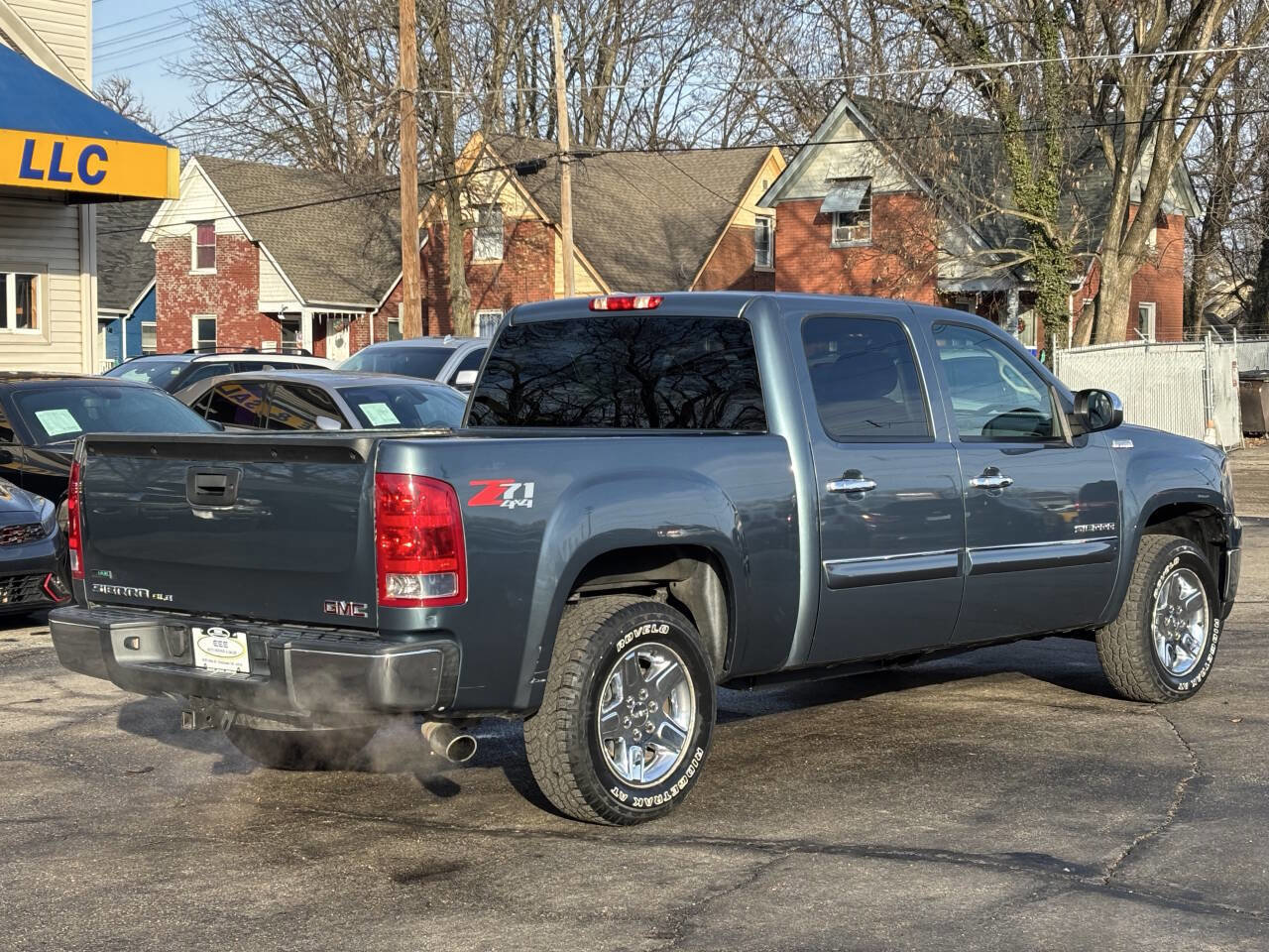 Used 2010 GMC Sierra 1500 SLE image 8