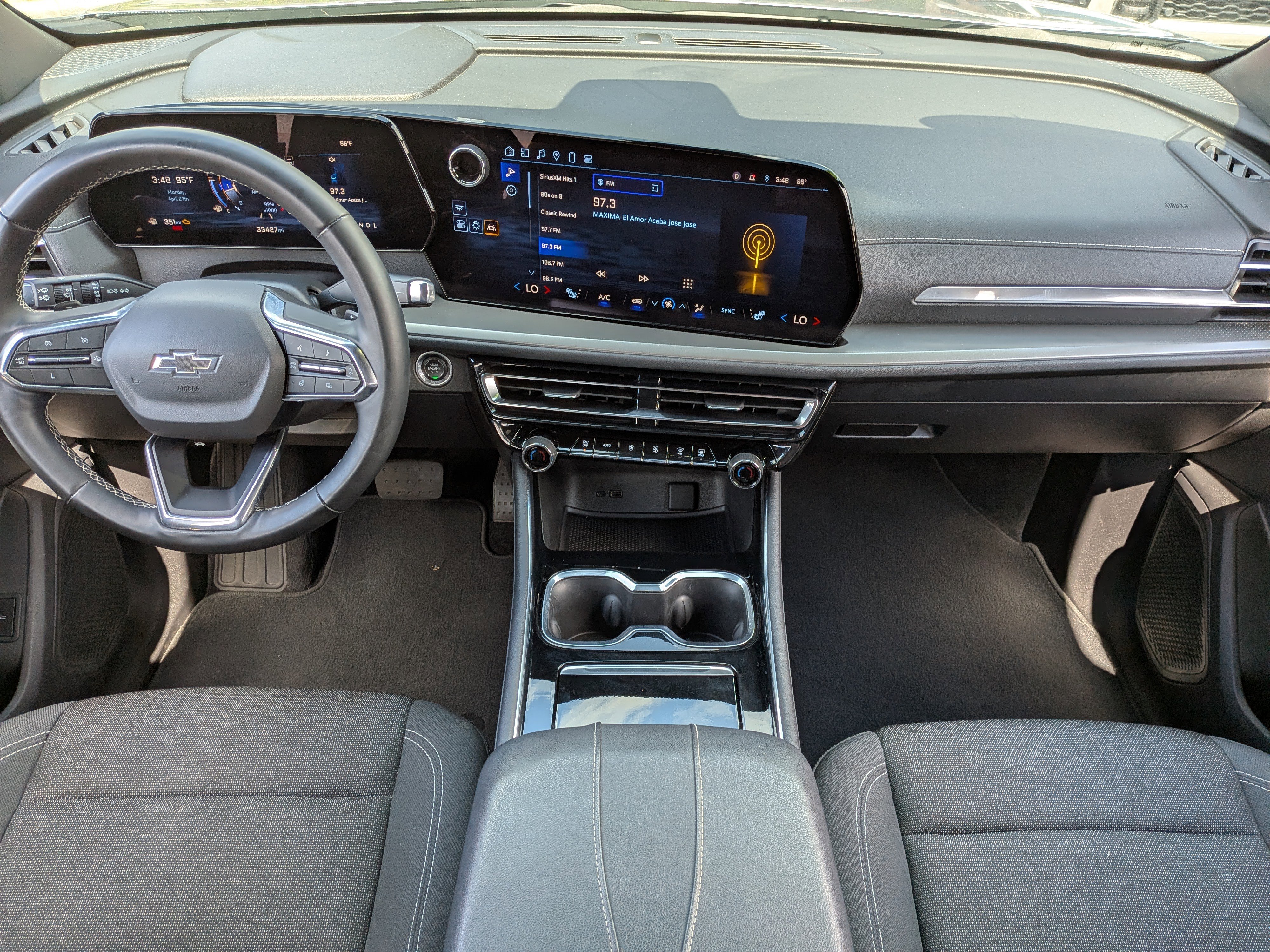 Used 2024 Chevrolet Traverse LS w/ Midnight/Sport Edition FWD image 14