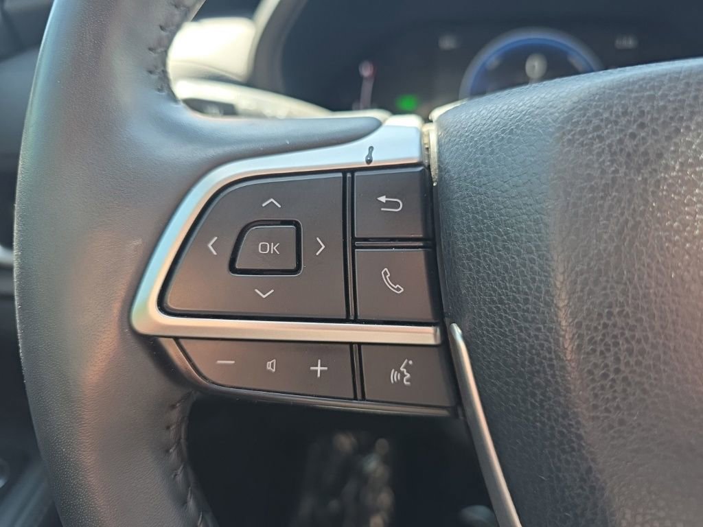 Used 2024 Toyota Grand Highlander XLE image 25
