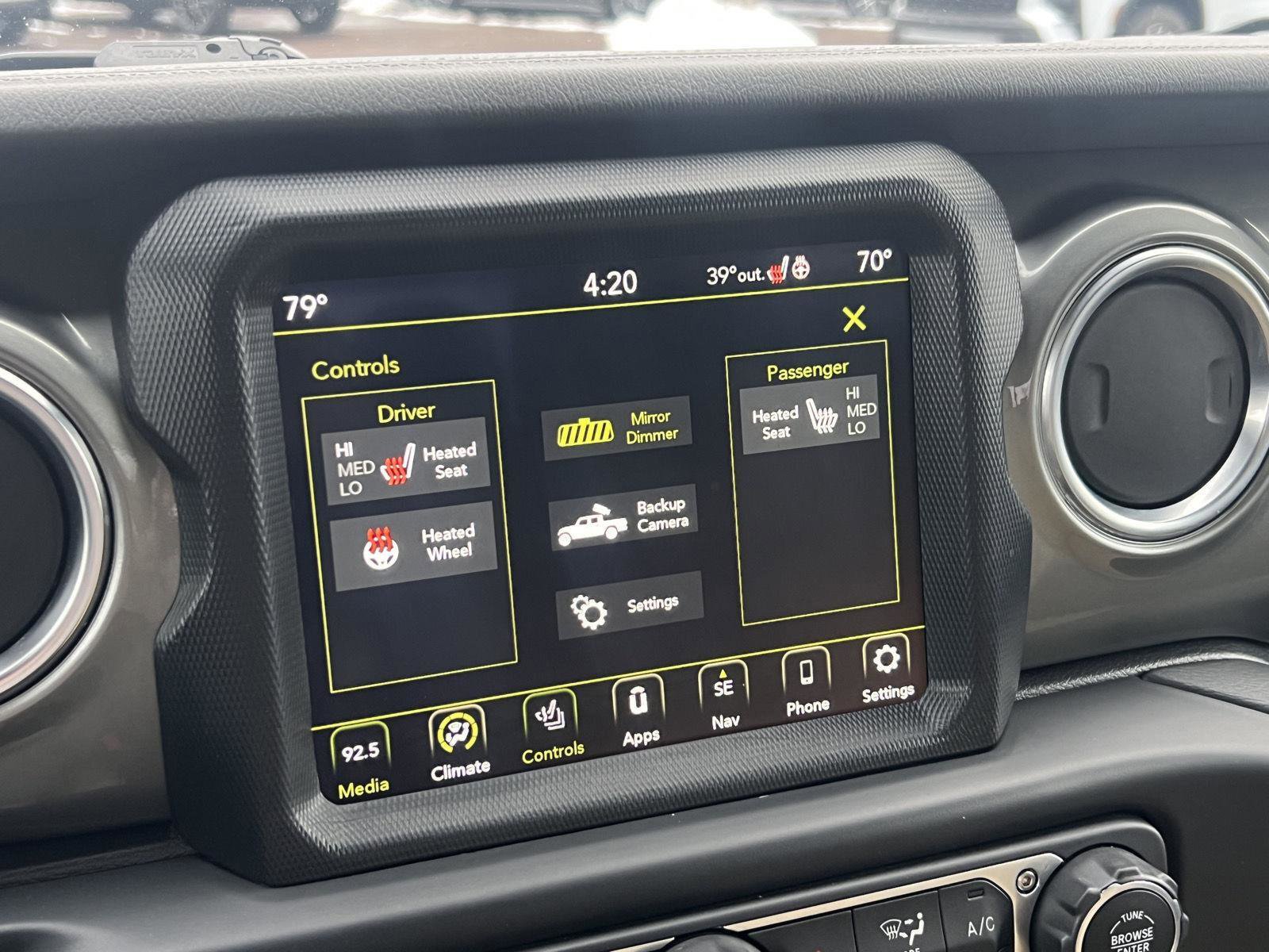 Used 2021 Jeep Gladiator Overland image 24