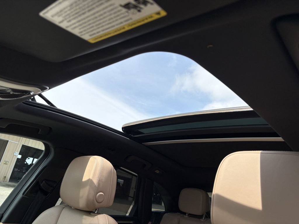 Used 2020 Porsche Macan S AWD/4WD image 22
