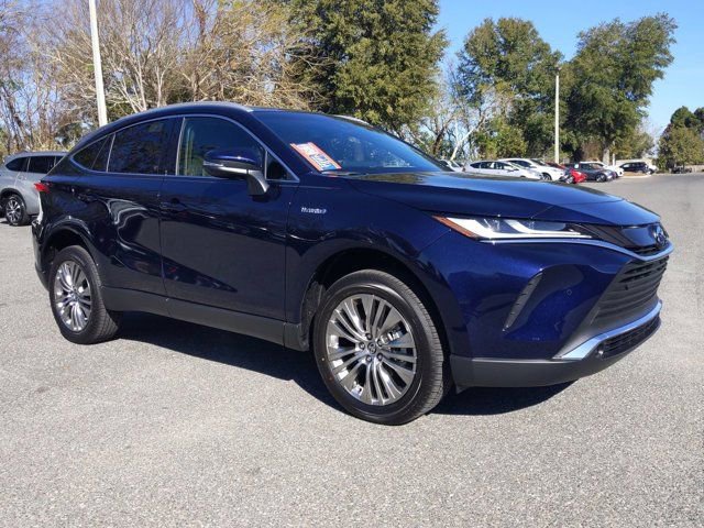 Used 2021 Toyota Venza XLE w/ Softex Package AWD/4WD image 2