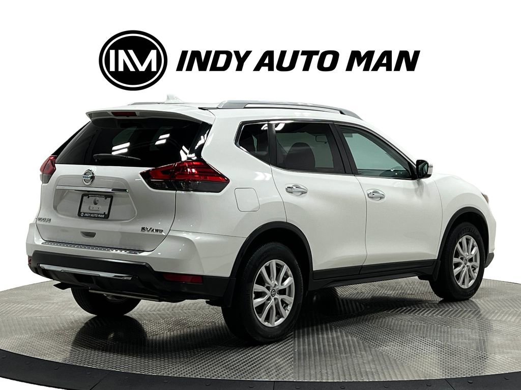 Used 2017 Nissan Rogue SV image 5