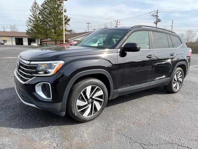 Used 2024 Volkswagen Atlas SE image 3