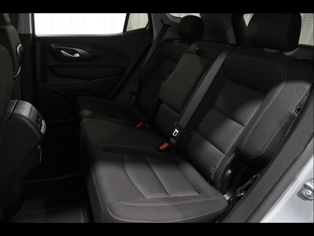 Certified 2024 GMC Terrain SLE w/ Driver Convenience Package AWD/4WD image 19