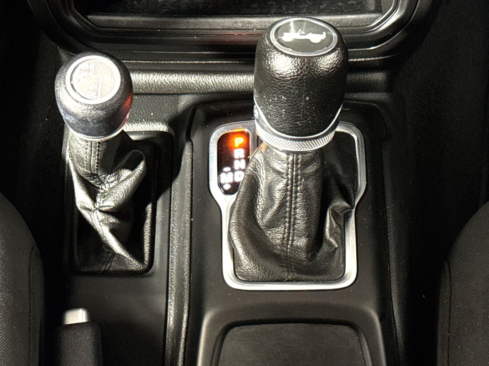 Used 2023 Jeep Wrangler Unlimited Sport AWD/4WD image 21