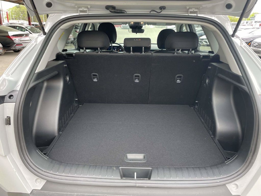 New 2026 Hyundai Kona SE AWD/4WD image 9