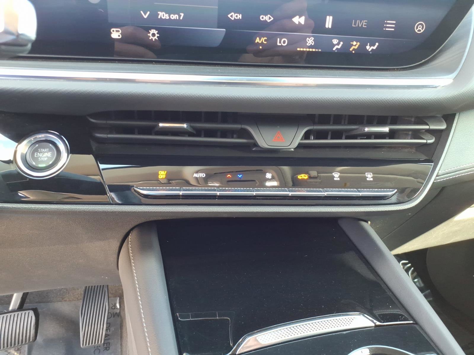 Used 2025 Buick Envision Preferred image 19