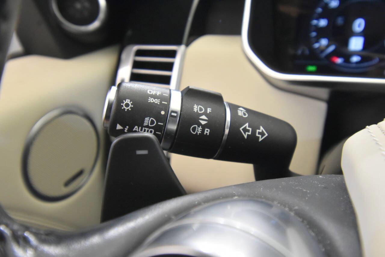 Used 2021 Land Rover Range Rover Westminster Edition image 37