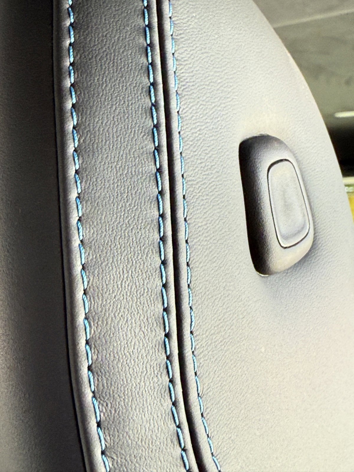 Used 2025 Mercedes-Benz G 580 w/ EQ Technology image 34