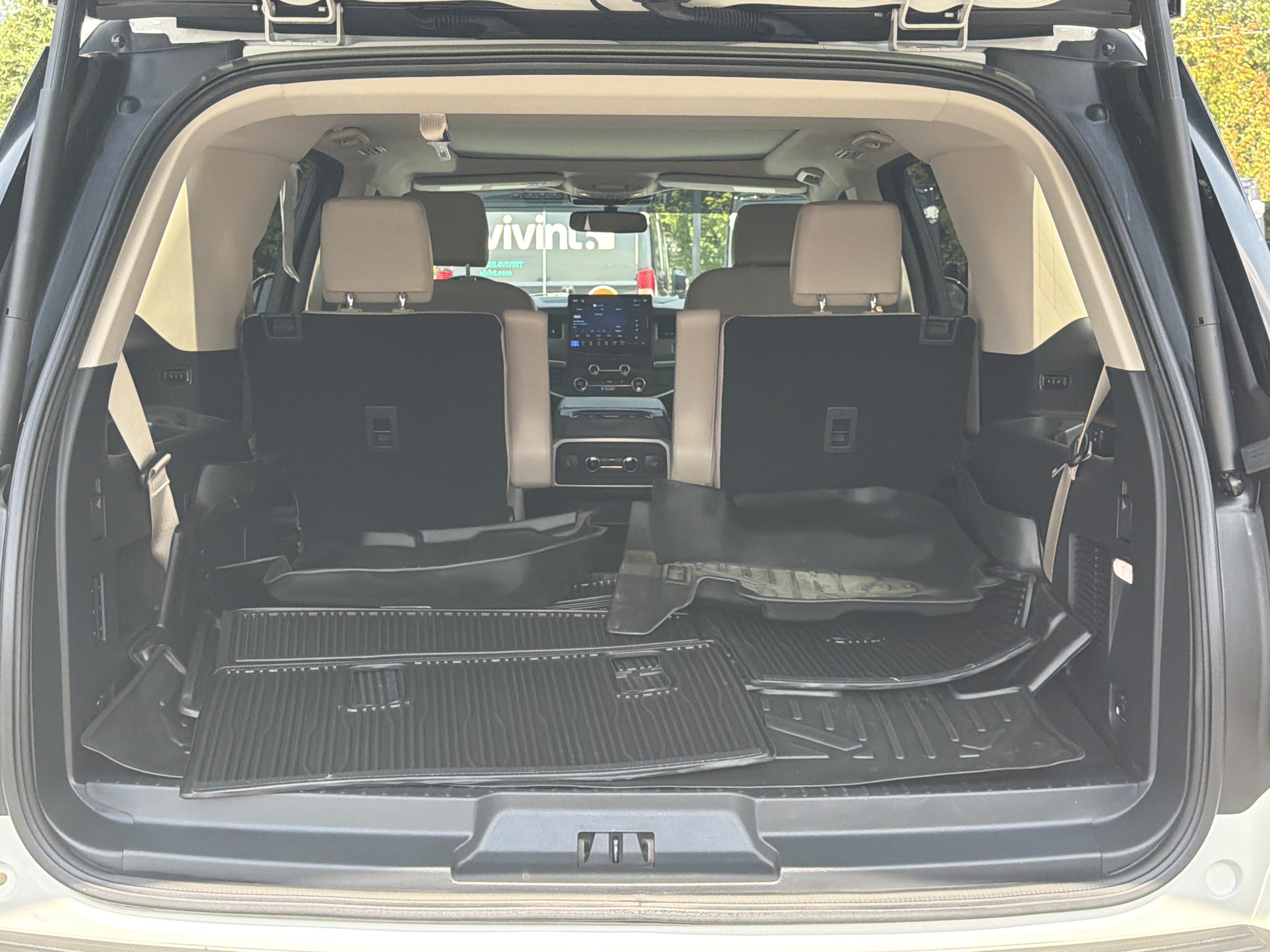 Used 2022 Ford Expedition XLT AWD/4WD image 22