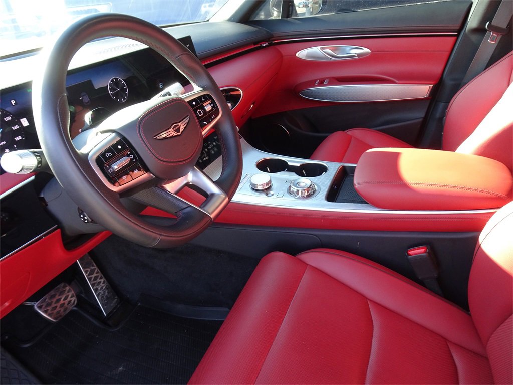 Used 2026 Genesis GV70 2.5T Sport Prestige image 13