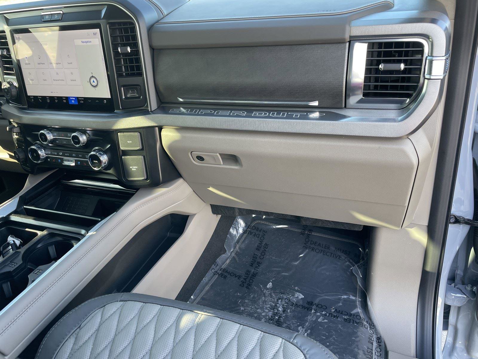 New 2026 Ford F250 Platinum w/ Platinum Plus Package image 34