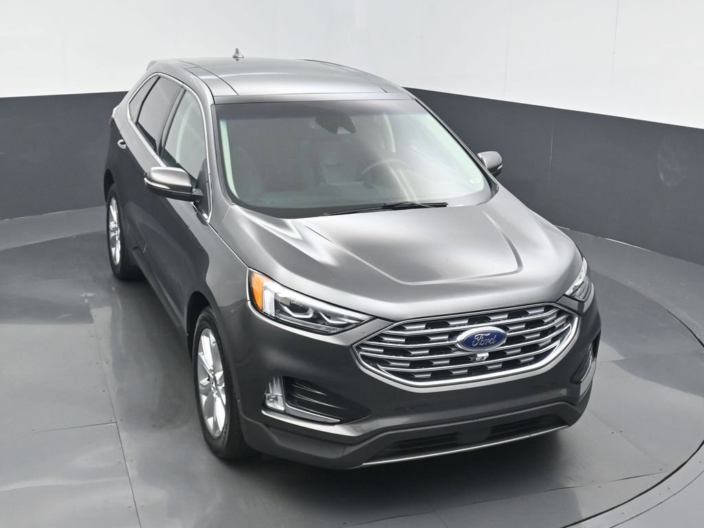 Used 2020 Ford Edge Titanium w/ Equipment Group 301A image 3