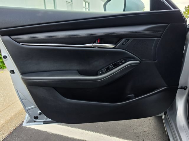 Used 2019 MAZDA MAZDA3 Sedan FWD image 19
