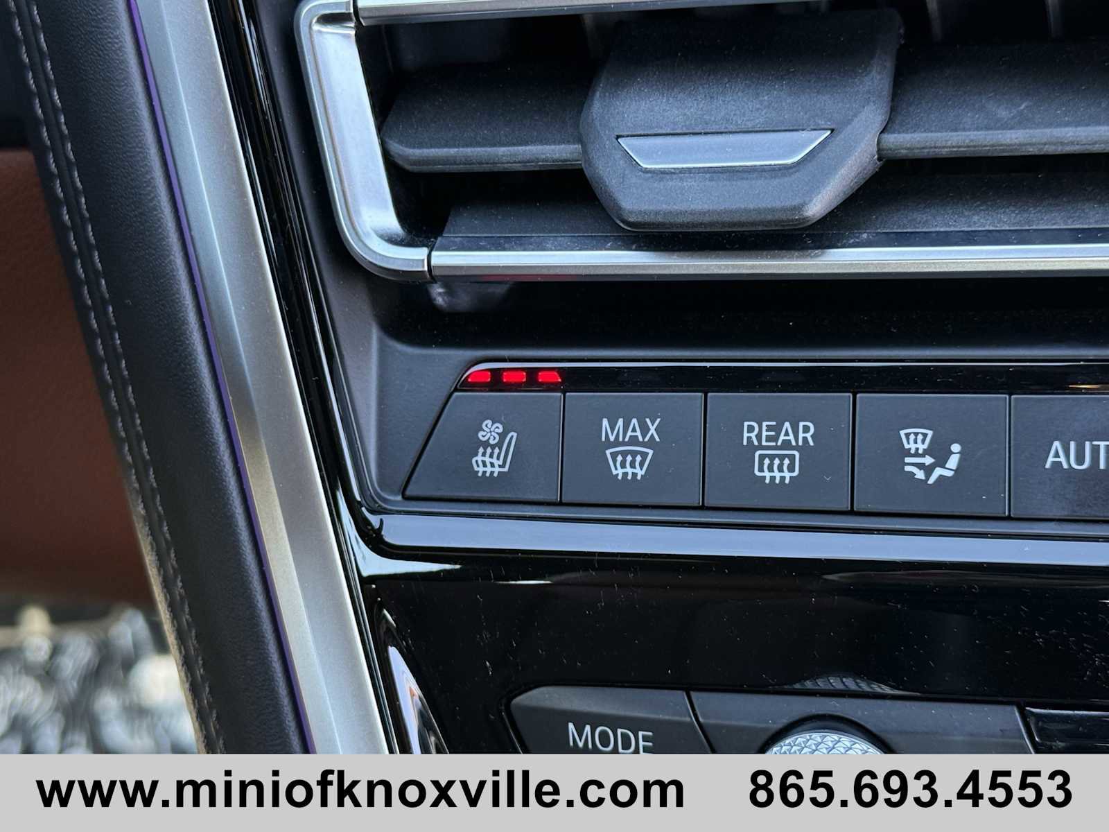 Used 2023 BMW 840i 840i w/ Driving Assistance Package image 17