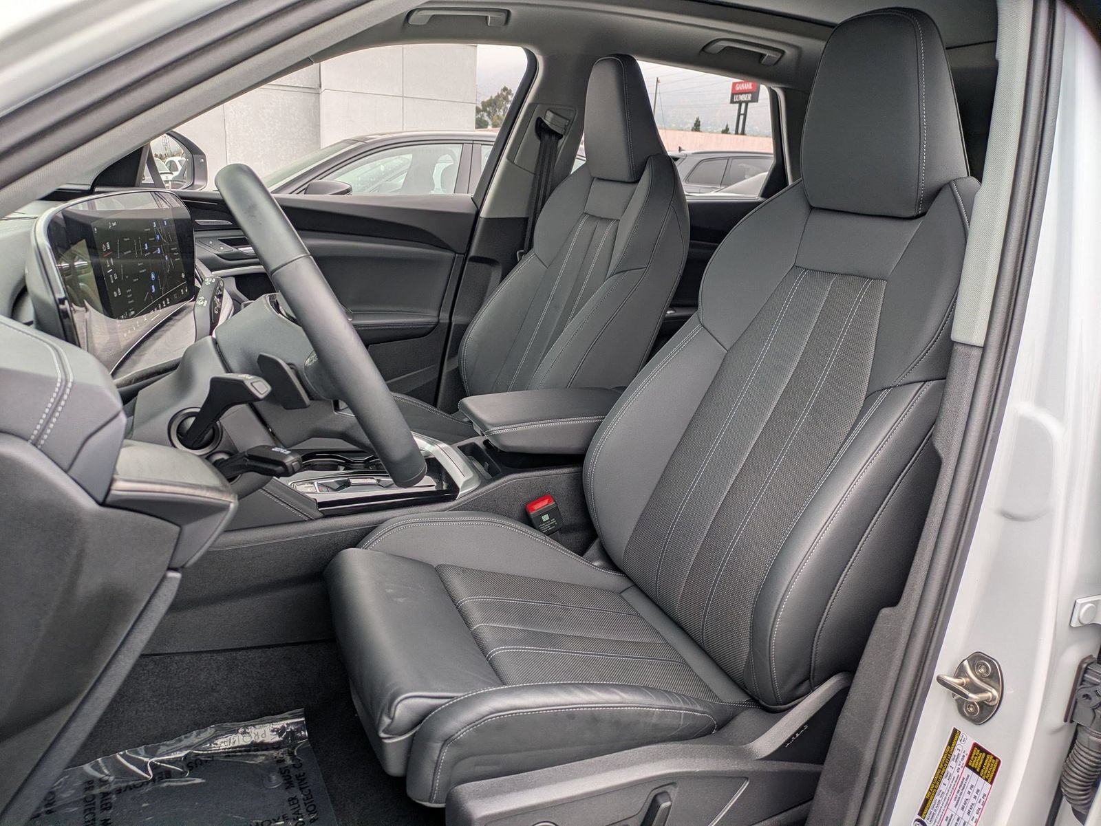 Used 2025 Audi Q5 Premium Plus w/ Premium Plus AWD/4WD image 29