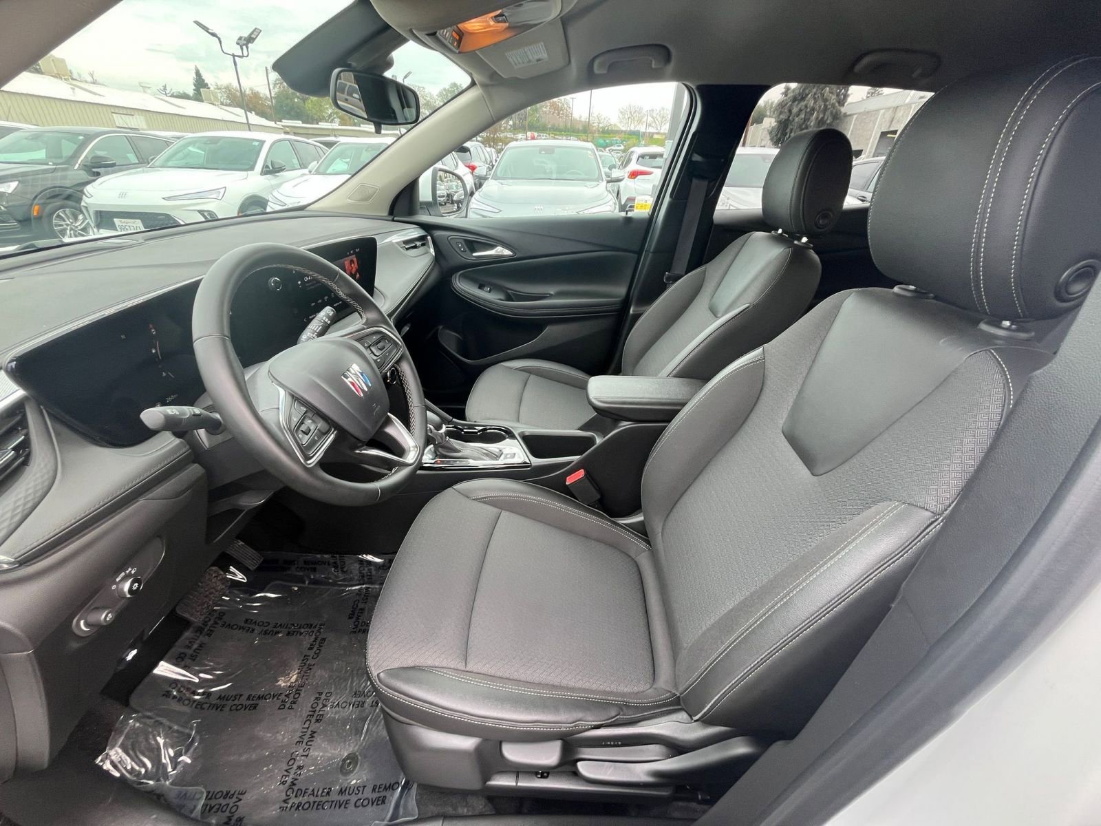 Used 2025 Buick Encore GX Preferred image 24