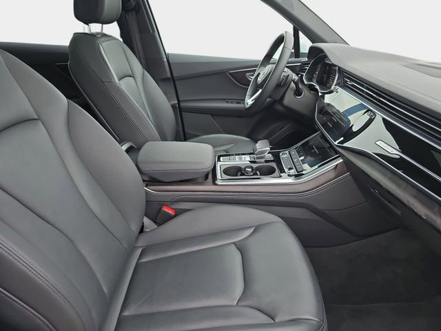 Used 2023 Audi Q7 3.0T Premium Plus image 12