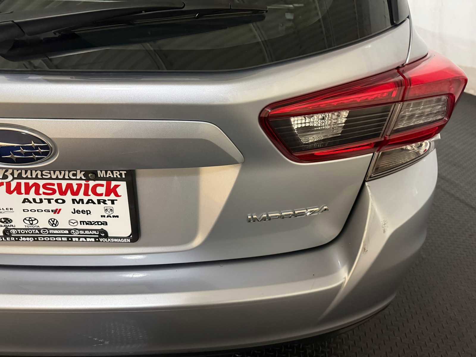 Certified 2023 Subaru Impreza 2.0i Premium AWD/4WD image 18