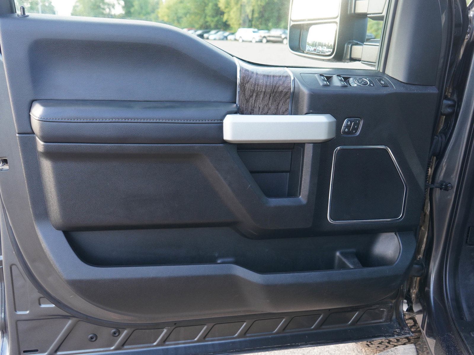 Used 2019 Ford F250 Lariat AWD/4WD image 23