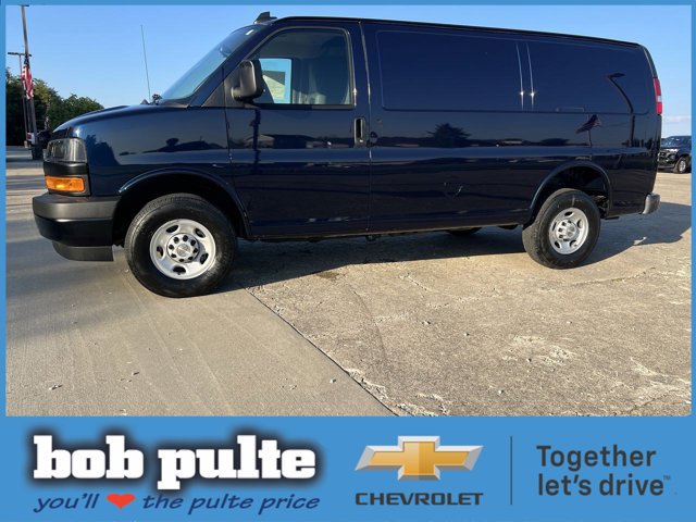 New 2025 Chevrolet Express 3500 w/ Driver Convenience Package