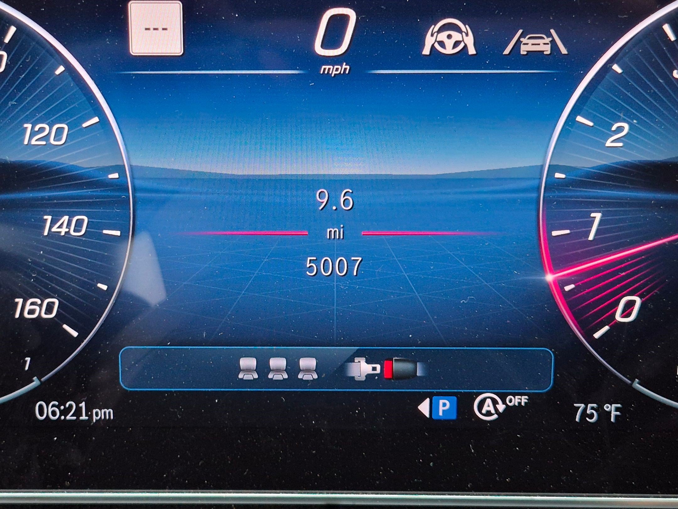 Used 2025 Mercedes-Benz C 300 4MATIC Sedan image 18