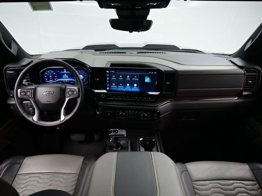 Used 2024 Chevrolet Silverado 1500 ZR2 w/ Technology Package image 15