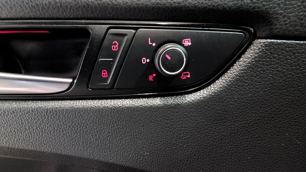 Used 2022 Volkswagen Passat 2.0T FWD image 16