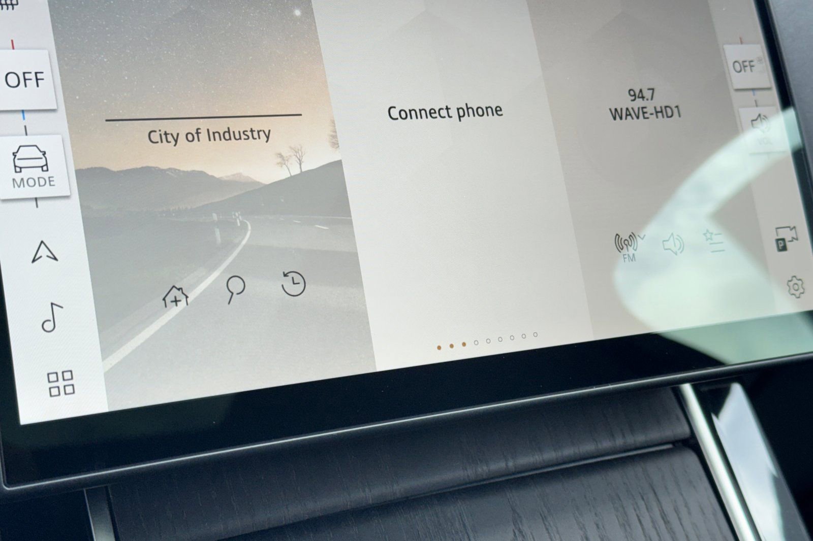 Used 2026 Land Rover Range Rover Velar Dynamic SE image 24