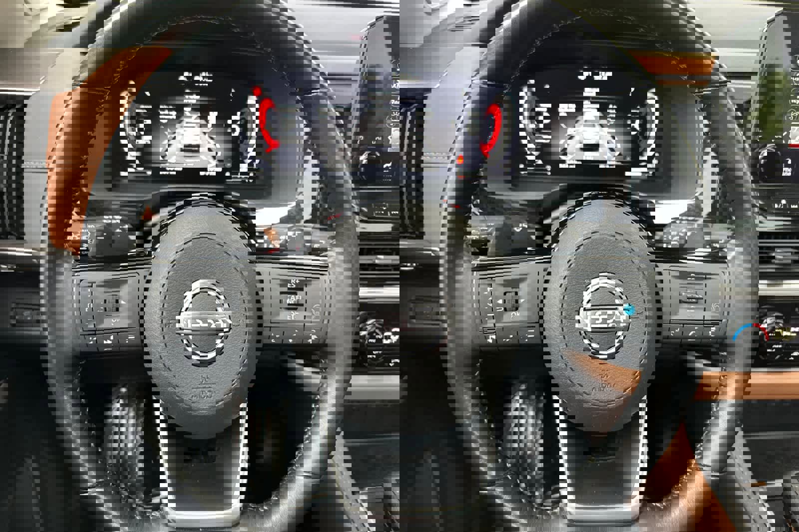 Used 2023 Nissan Pathfinder Platinum image 25