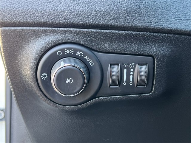 Used 2021 Jeep Compass 80th Special Edition image 17