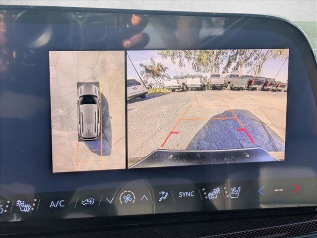 New 2026 Chevrolet Traverse RS image 4