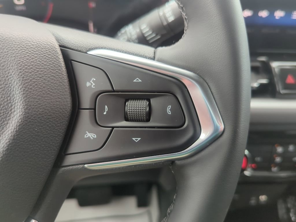 Certified 2025 Chevrolet TrailBlazer LT w/ LT Cold Weather Package image 25