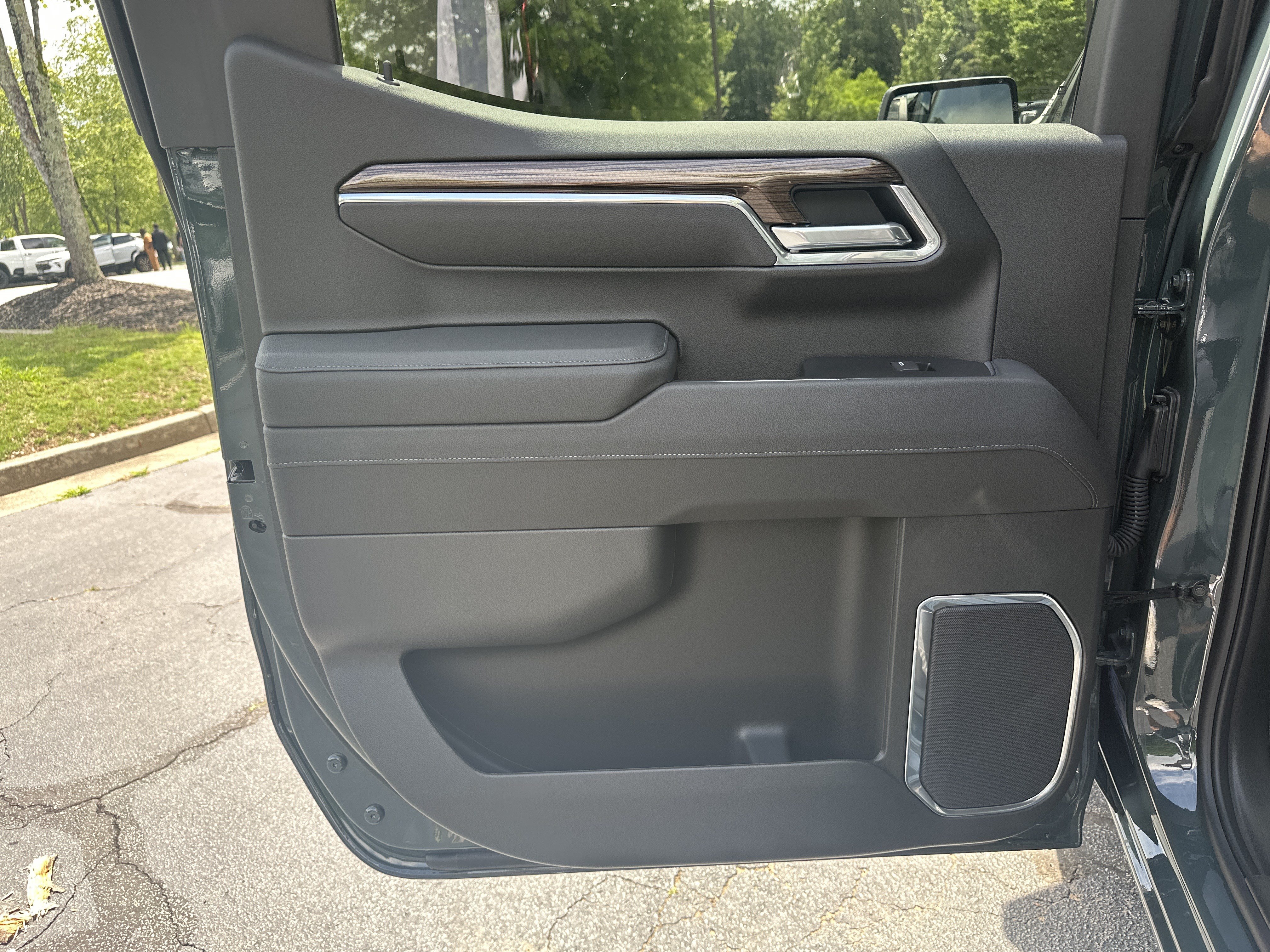 Certified 2026 Chevrolet Silverado 1500 LT RWD image 20