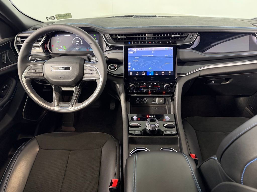 Used 2024 Jeep Grand Cherokee Trailhawk w/ Advanced Protech Group II image 12