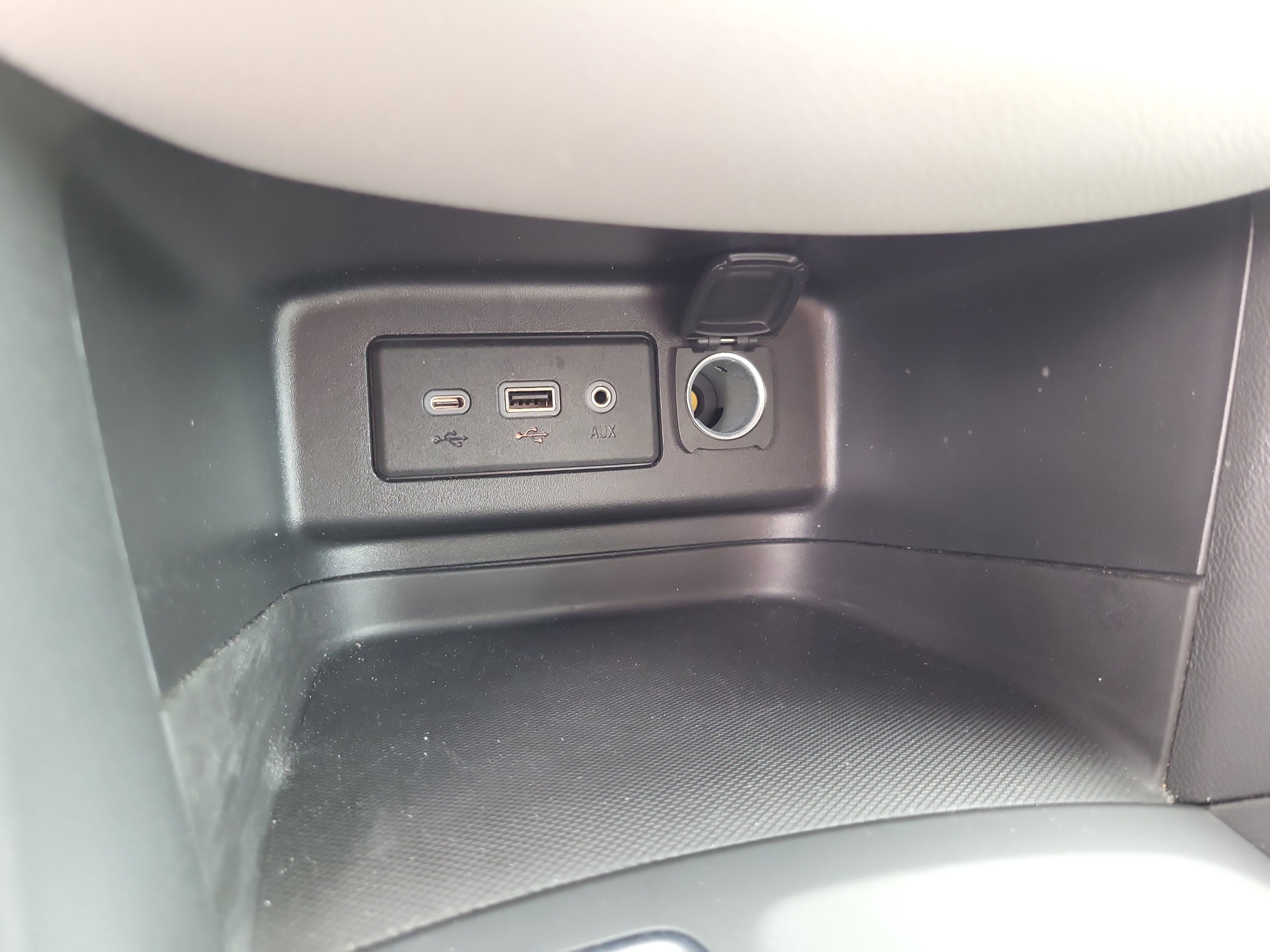 Used 2022 Chevrolet Equinox LS w/ LS Convenience Package FWD image 23
