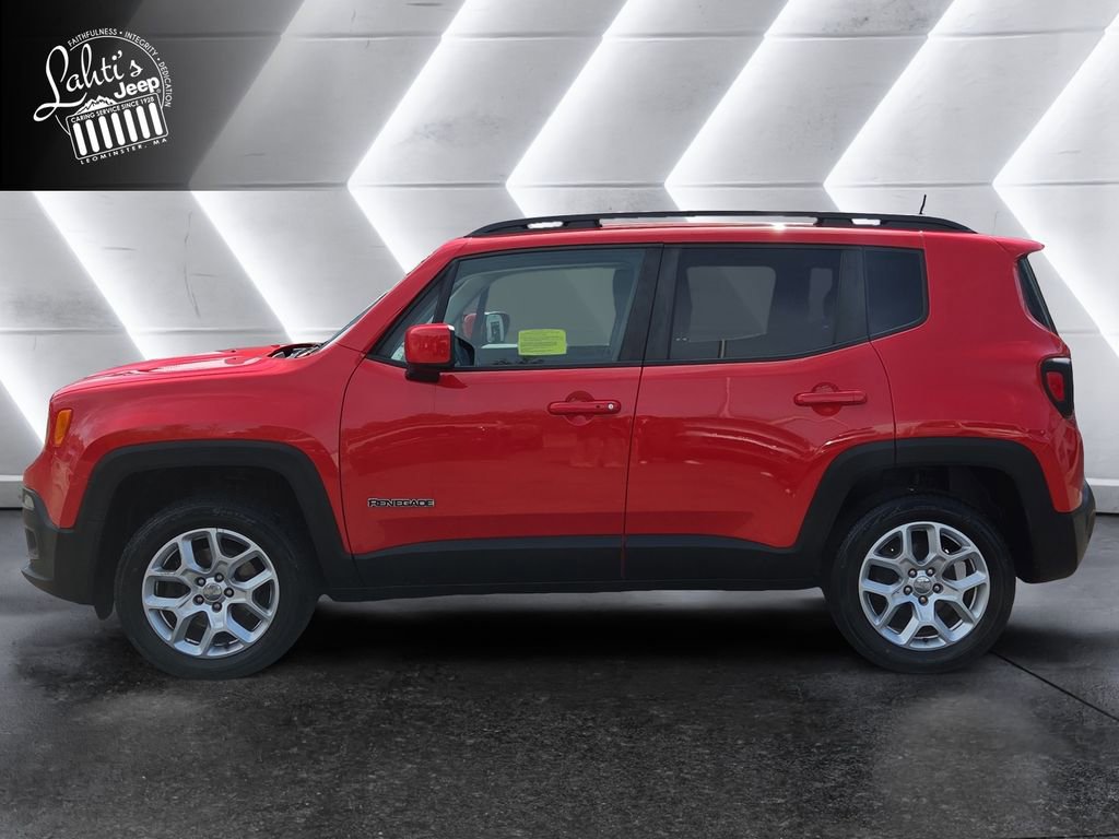 Used 2018 Jeep Renegade Latitude w/ Cold Weather Group image 3