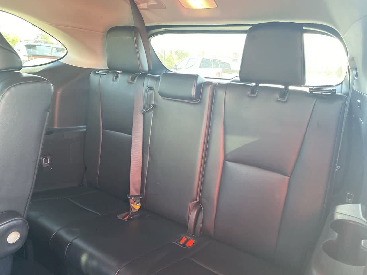 Used 2023 Toyota Highlander XLE AWD/4WD image 23