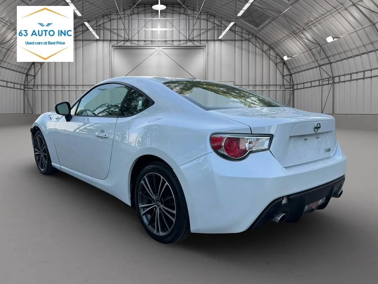 Used 2013 Scion FR-S RWD image 3