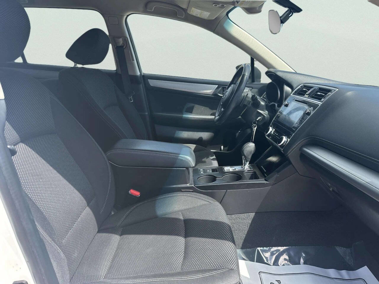 Used 2019 Subaru Outback 2.5i Premium w/ Popular Package #2 AWD/4WD image 19