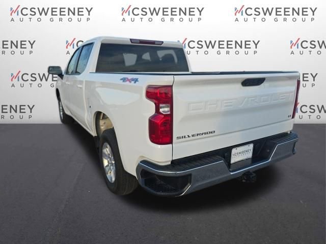 Used 2024 Chevrolet Silverado 1500 LT AWD/4WD image 5