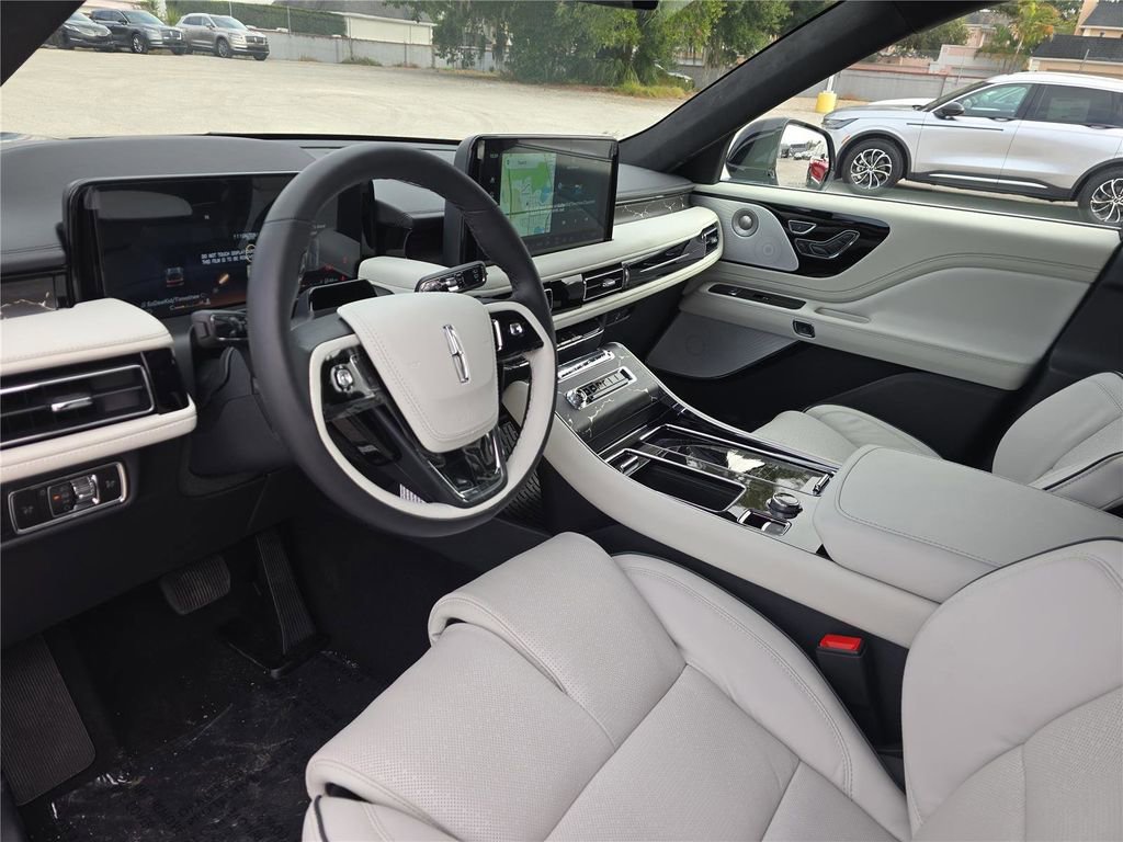 New 2026 Lincoln Aviator Black Label image 14