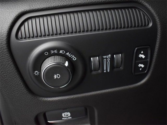 New 2023 Jeep Wagoneer L Series III w/ Premium Group I image 29