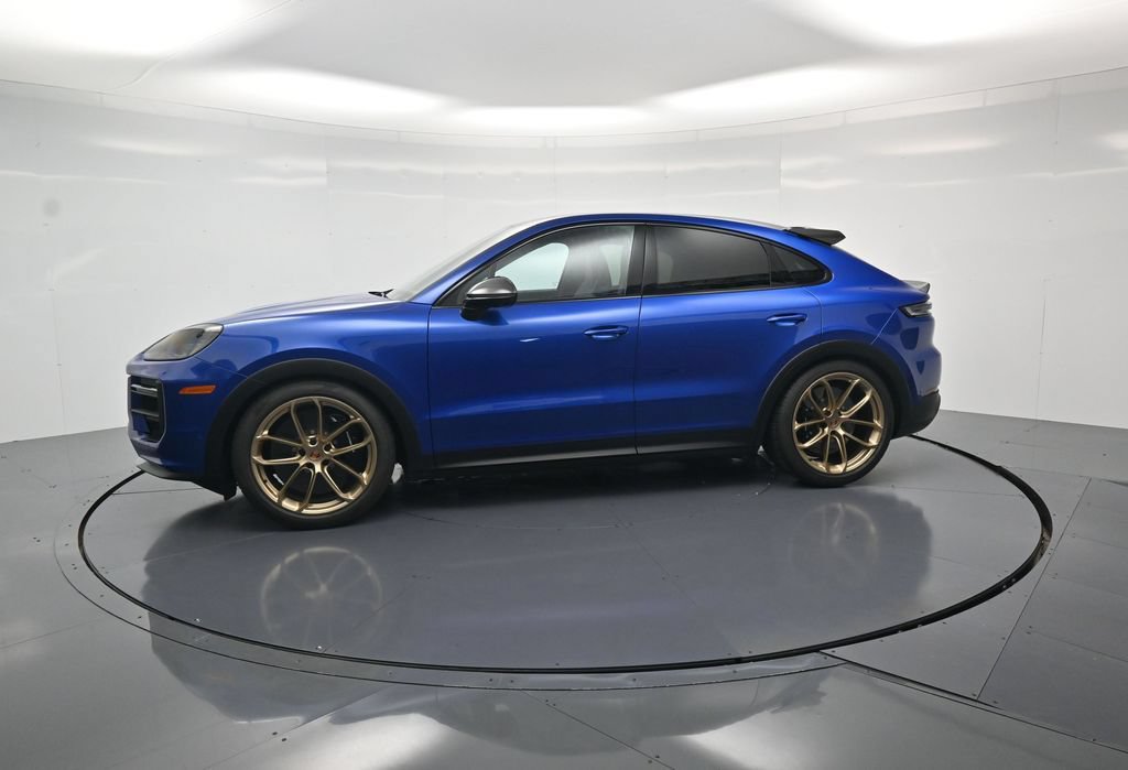 New 2026 Porsche Cayenne Turbo GT AWD/4WD image 2