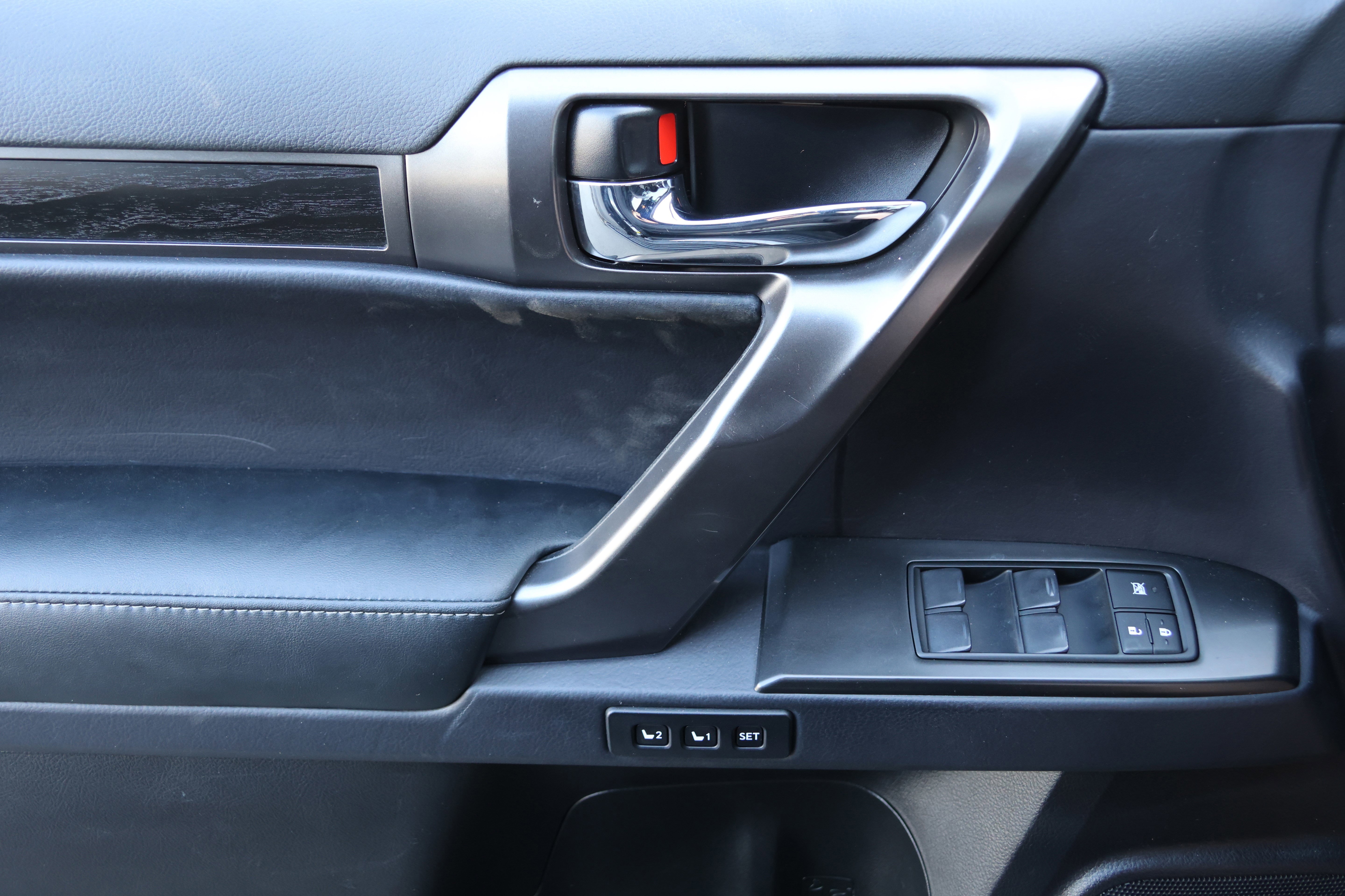 Used 2023 Lexus GX 460 w/ Black Line Special Edition image 12