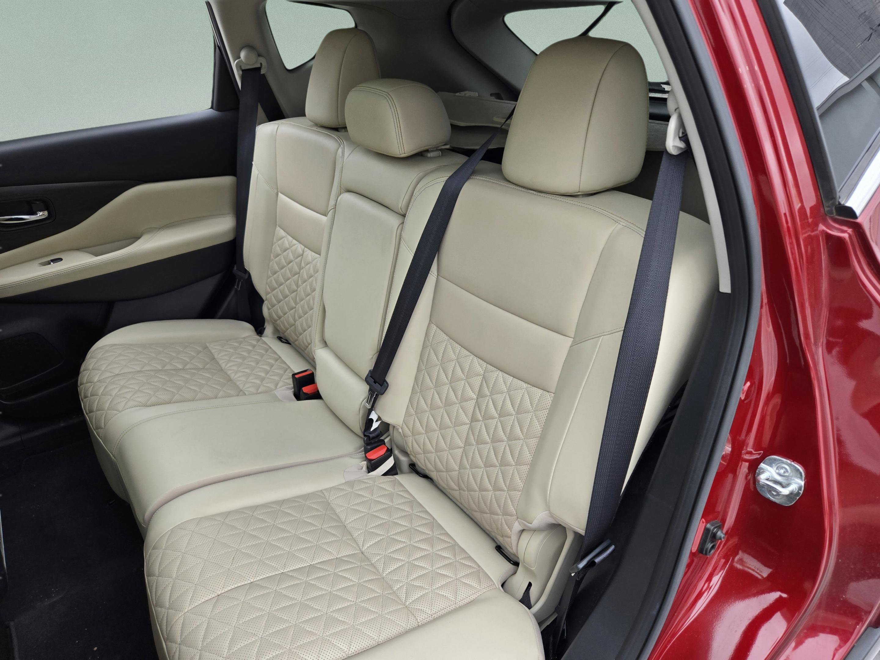 Used 2022 Nissan Murano Platinum w/ Cargo Package FWD image 26