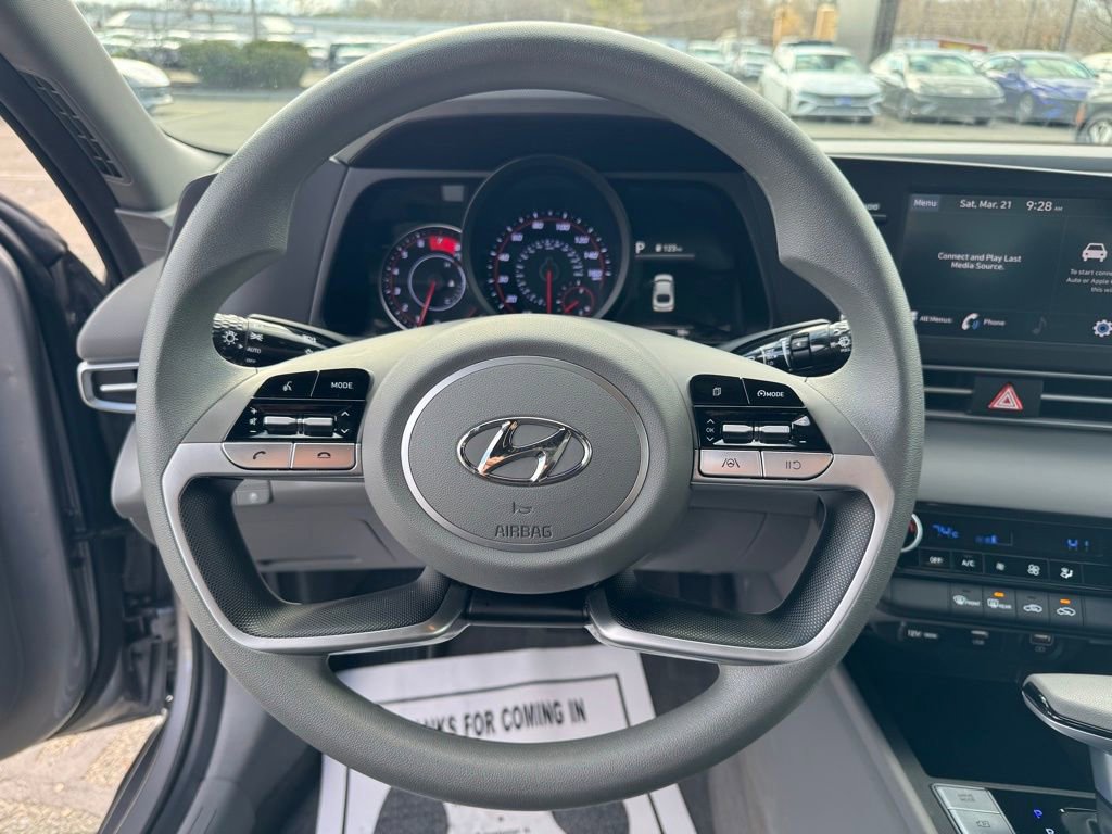Used 2023 Hyundai Elantra SEL image 24