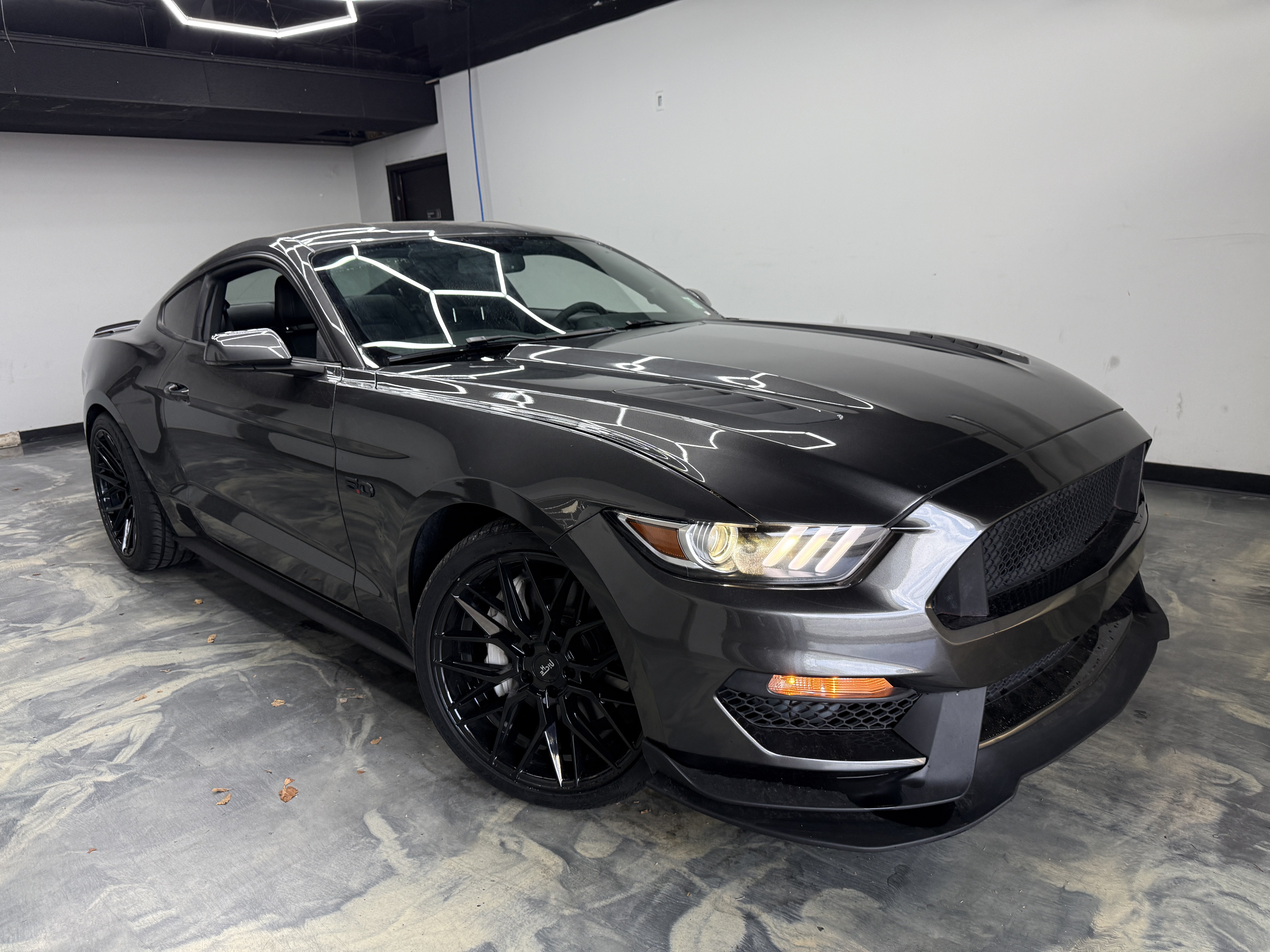 Used 2015 Ford Mustang GT Premium w/ Equipment Group 401A RWD image 6