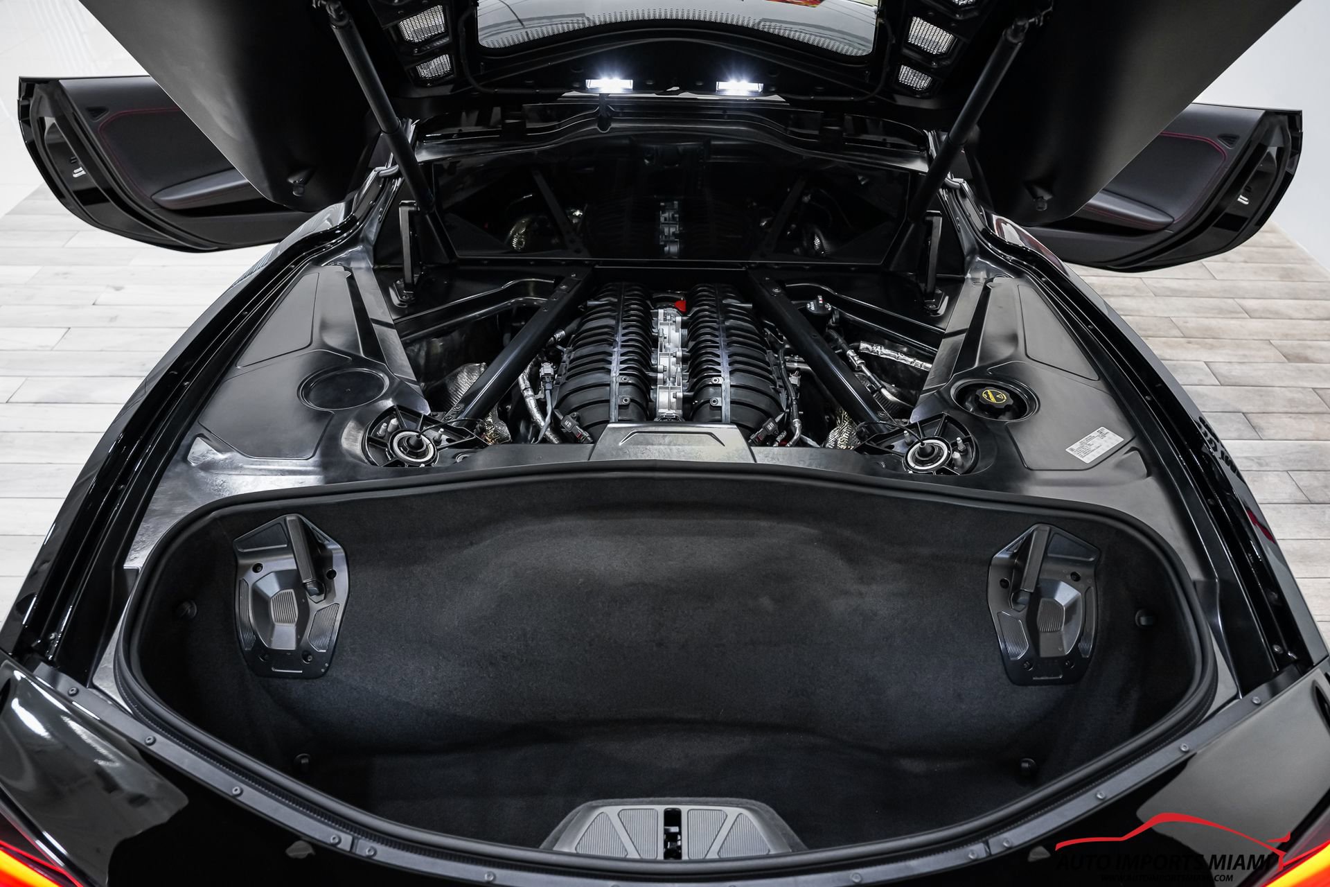 Used 2025 Chevrolet Corvette Z06 RWD image 53